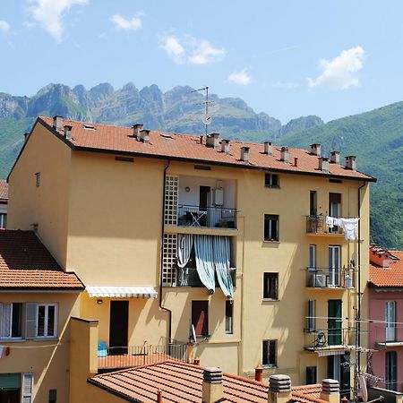 Casa Lariana Apartment Lecco Luaran gambar