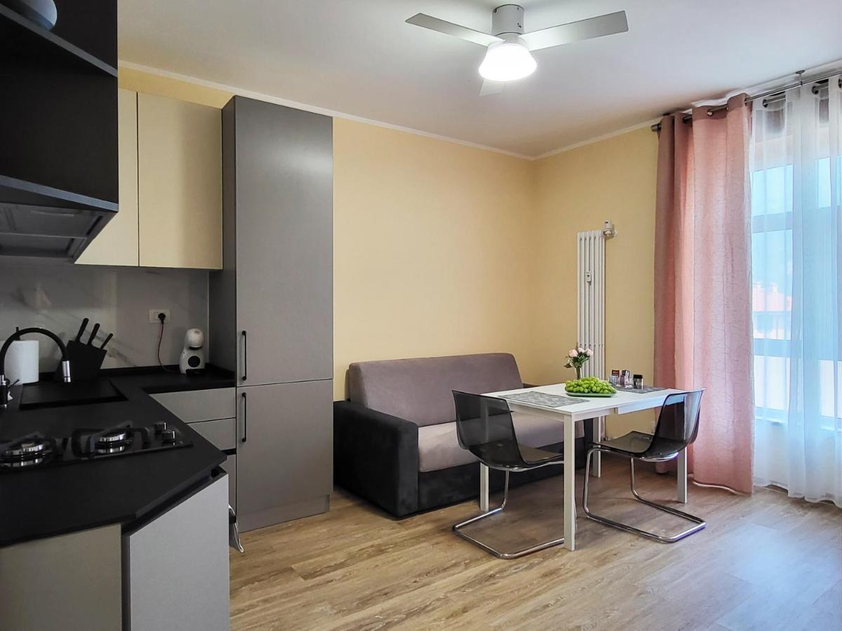 Casa Lariana Apartment Lecco Luaran gambar